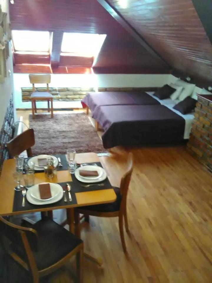 Miha Apartman 수보티차 외부 사진